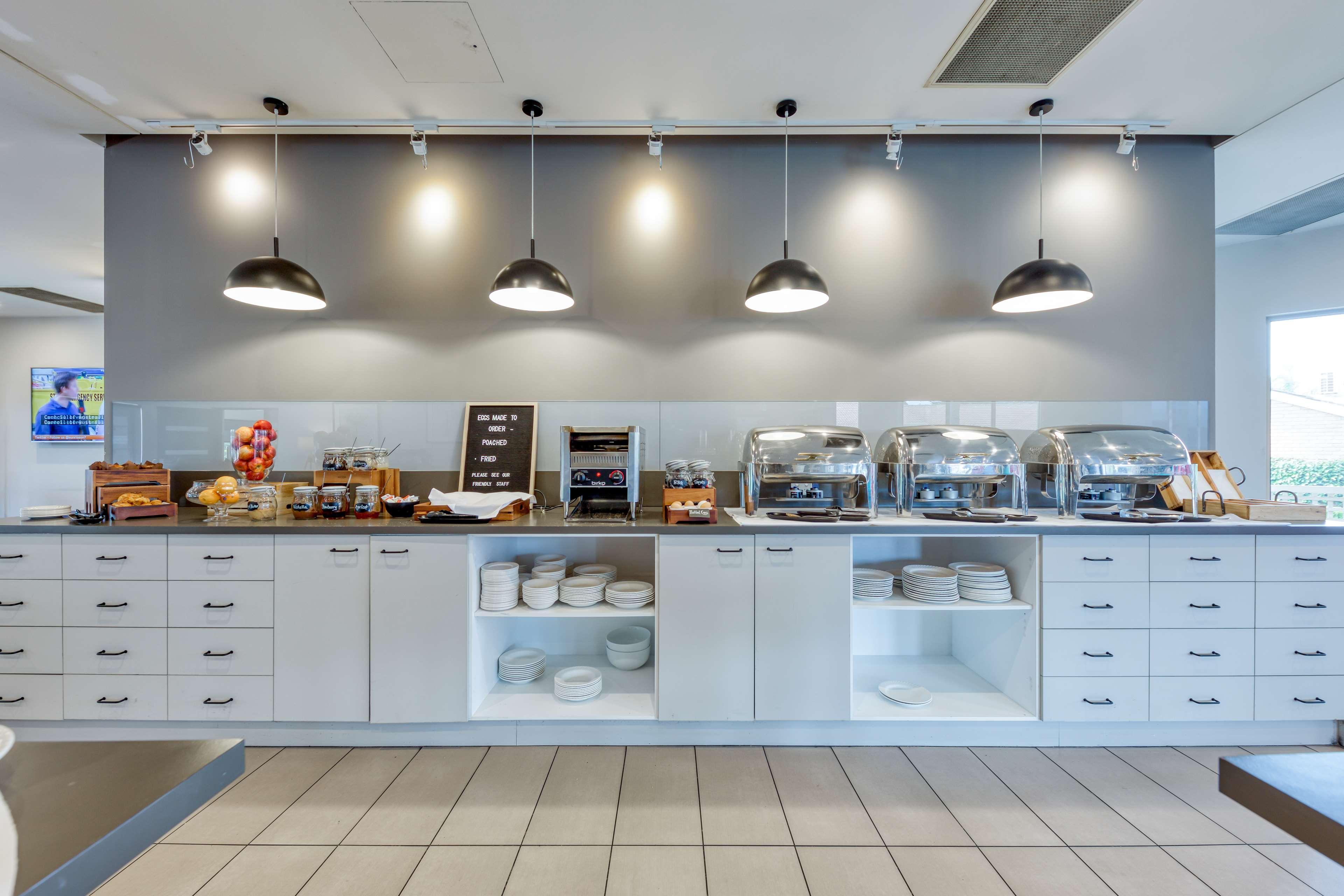 Best Western Melbourne Airport Екстер'єр фото